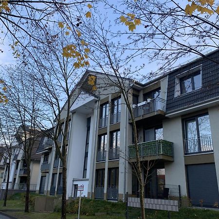 Neue Stillvolle Wohnung Im Steinbach Palais, Ideale Lage باد سارو المظهر الخارجي الصورة