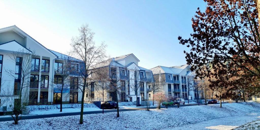 Neue Stillvolle Wohnung Im Steinbach Palais, Ideale Lage باد سارو المظهر الخارجي الصورة