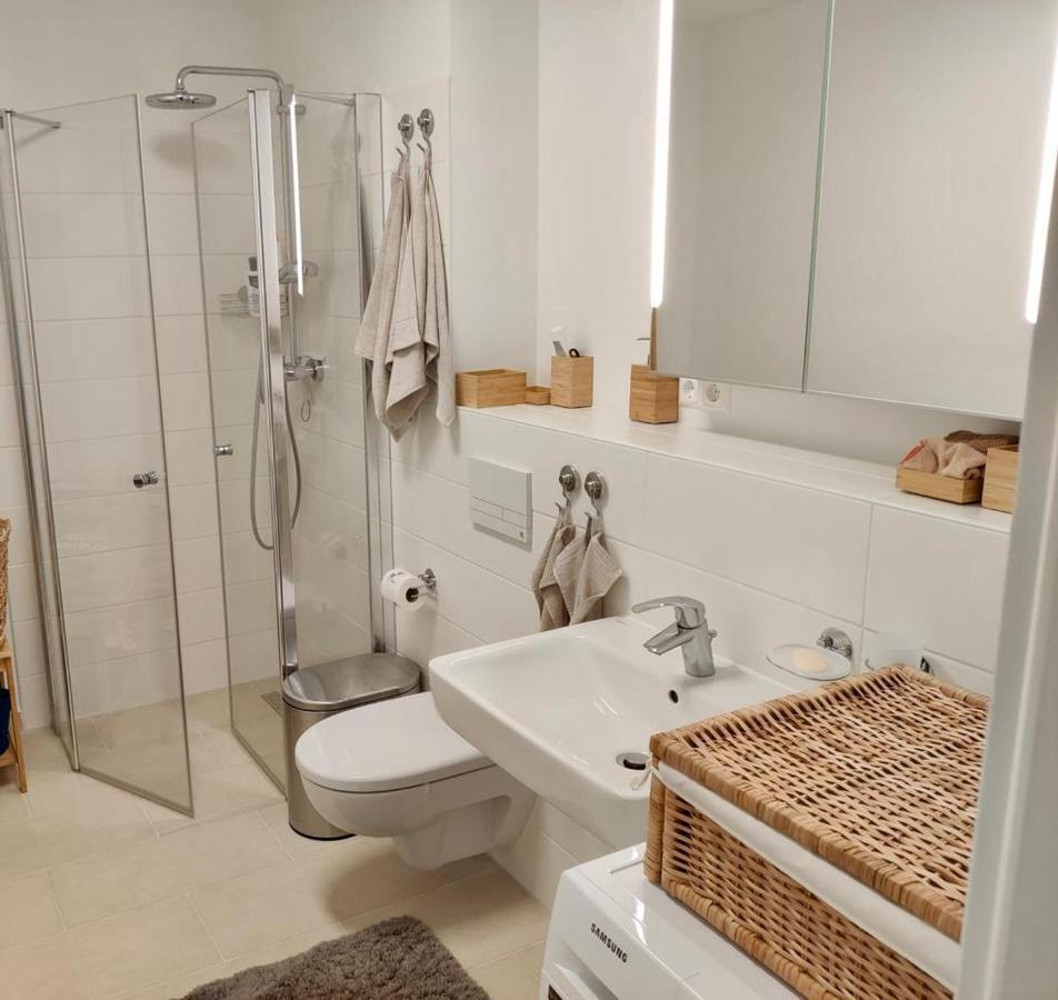 Neue Stillvolle Wohnung Im Steinbach Palais, Ideale Lage باد سارو المظهر الخارجي الصورة